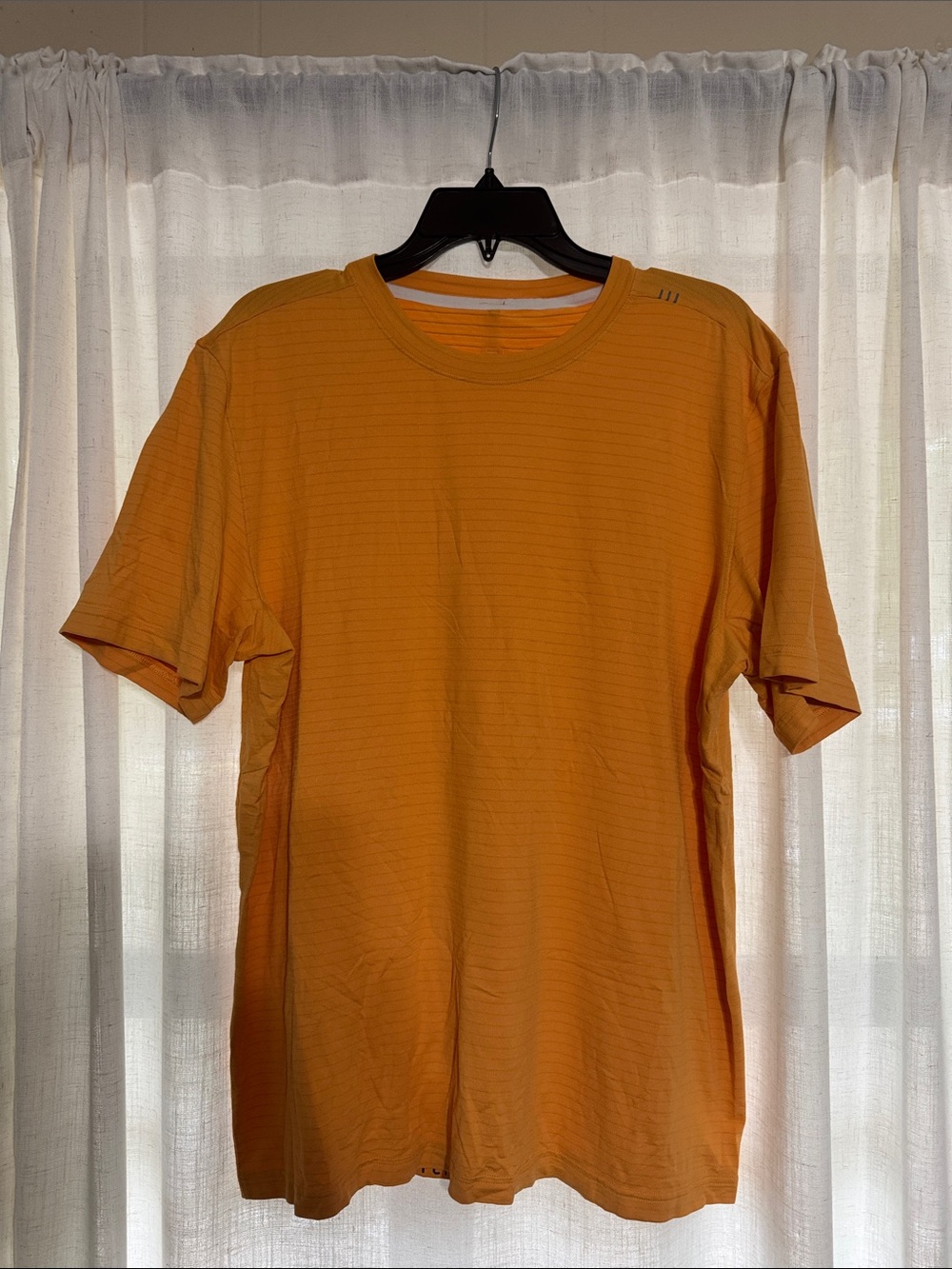 lululemon athletica Men's Orange Crew Tee